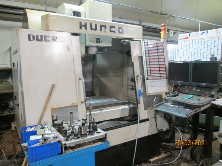 Centre d'usinage 3 axes CN